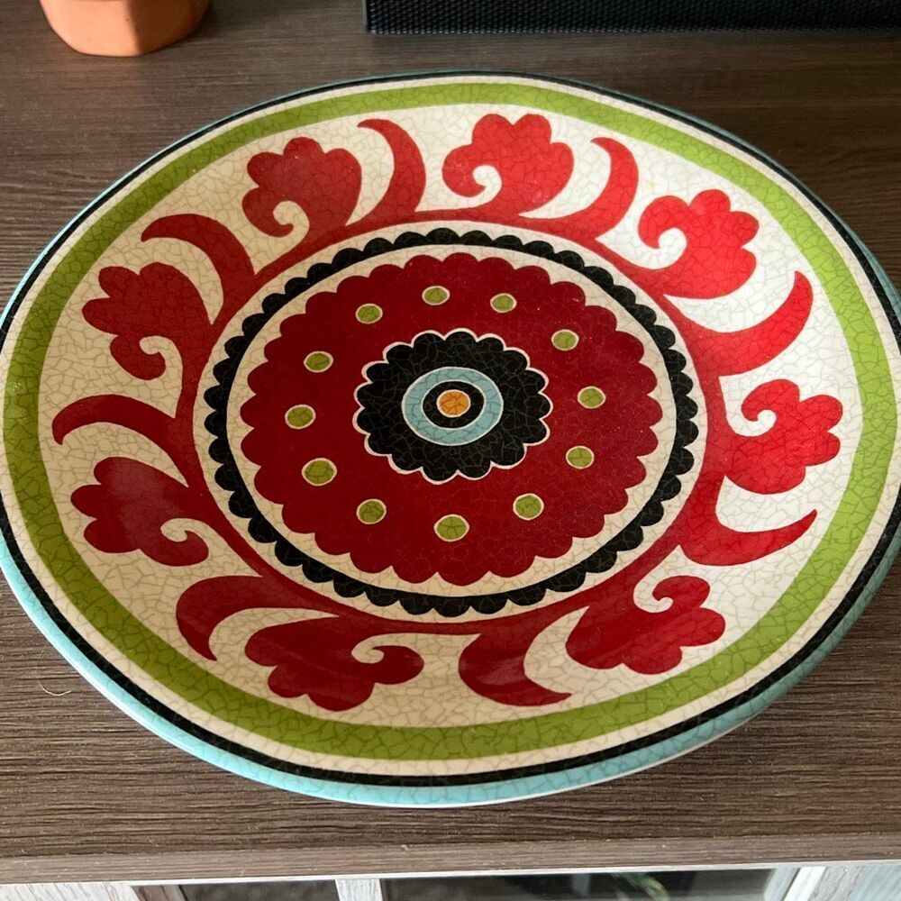 Pier 1 imports Suzani Medallion porcelain desert / salad plate 9”